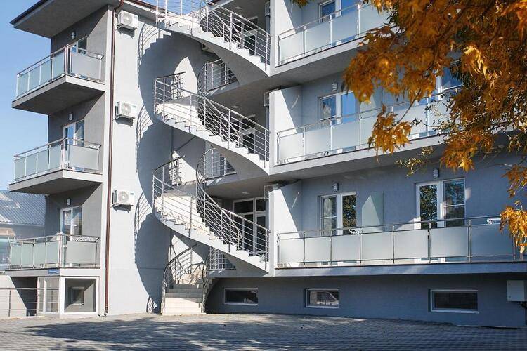Diamond Delux Hotel