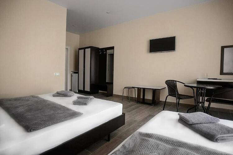Diamond Delux Hotel
