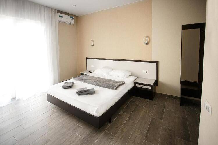 Diamond Delux Hotel