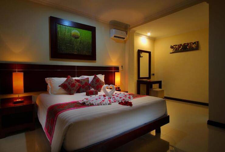 Adi Dharma Hotel Legian