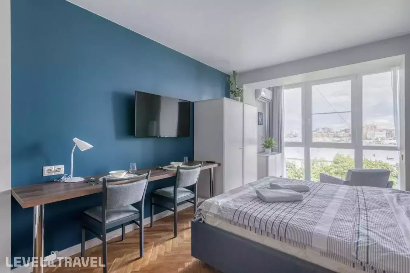 Апартаменты С Панорамными Окнами У Метро Октябрьское Поле