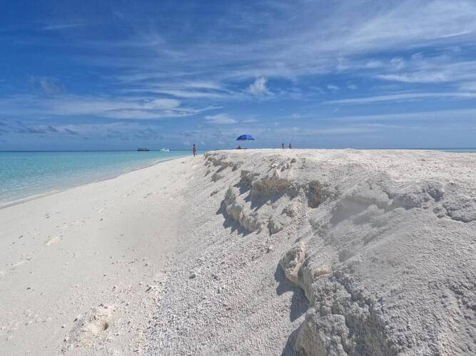 Alimas Retreat Felidhoo