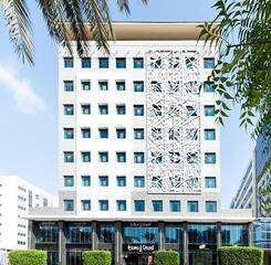 $item['hotel']['name']