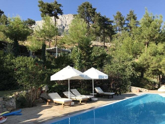 Olympos Mountain Lodge