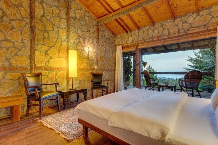 Olympos Mountain Lodge