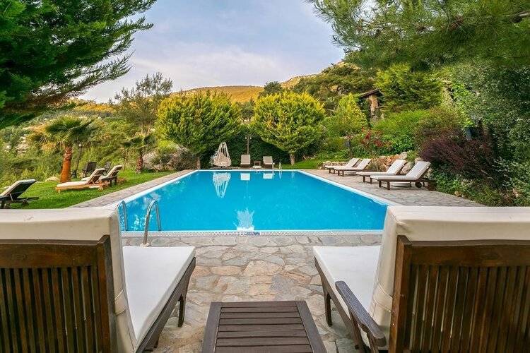 Olympos Mountain Lodge