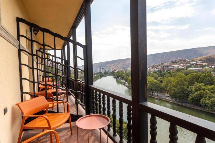 Margot Old Tbilisi (Марго Олд)