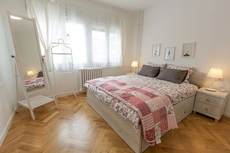Belgrade Center Apartment Iii