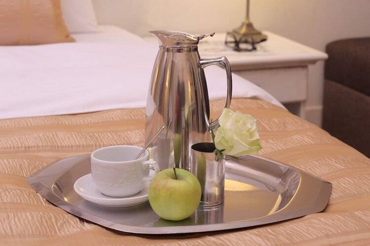Booking Rooms