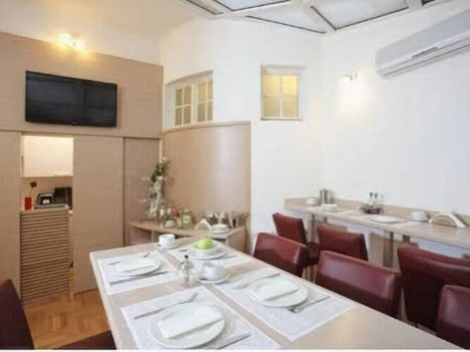 Booking Rooms
