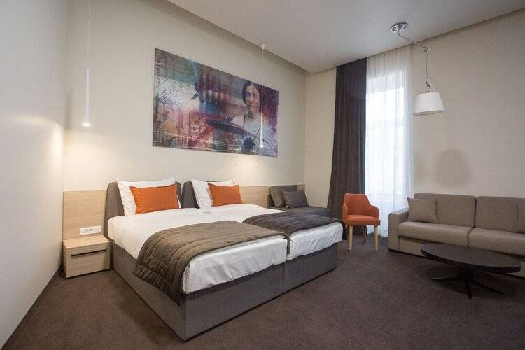Hotel Grand Hedonist