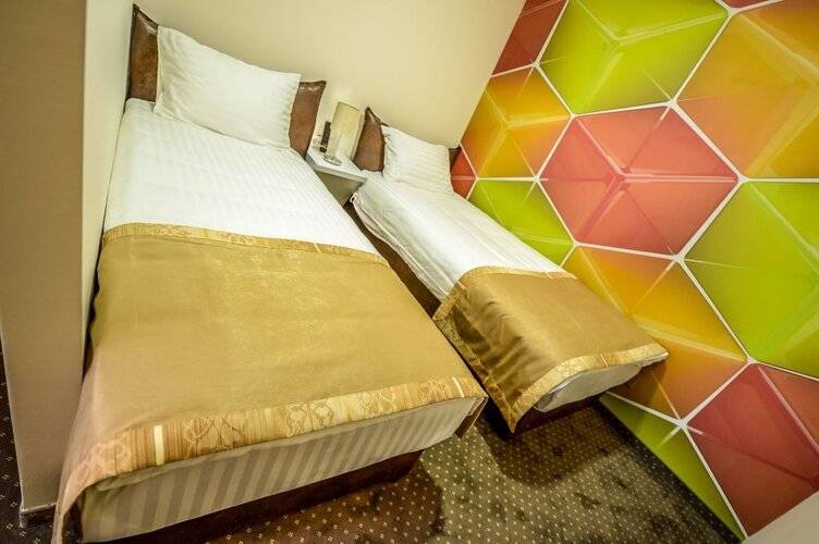 Отель Hollywoodland Wellness & Aquapark