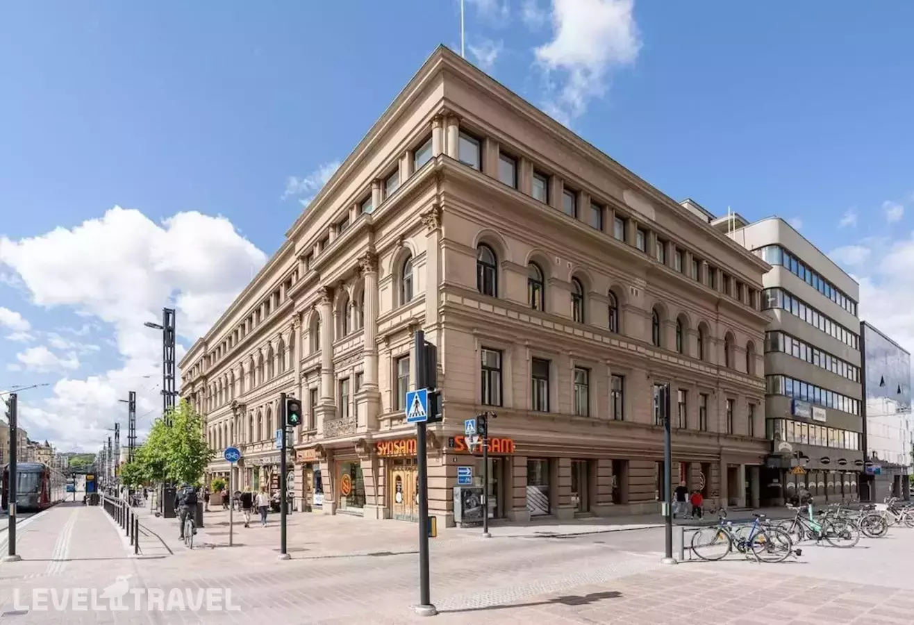 Renovated 1br Penthouse And Private Rooftop Terrace