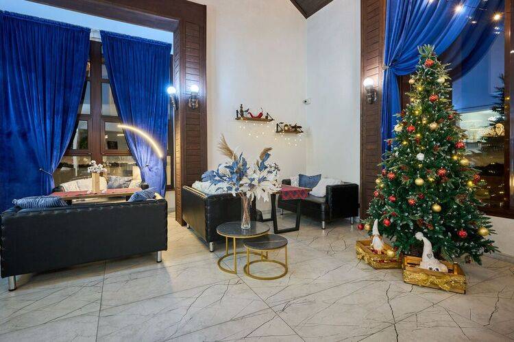 Astra De Rosa (Ex. Grand Way Skydorf)