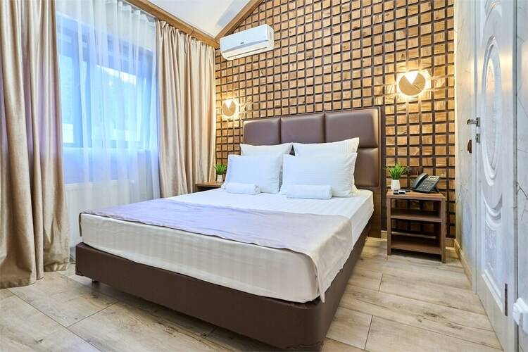 Astra De Rosa (Ex. Grand Way Skydorf)