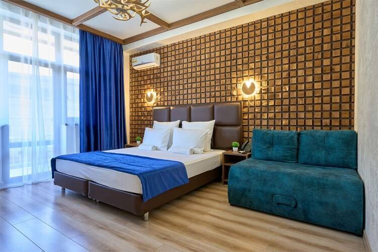 Astra De Rosa (Ex. Grand Way Skydorf)