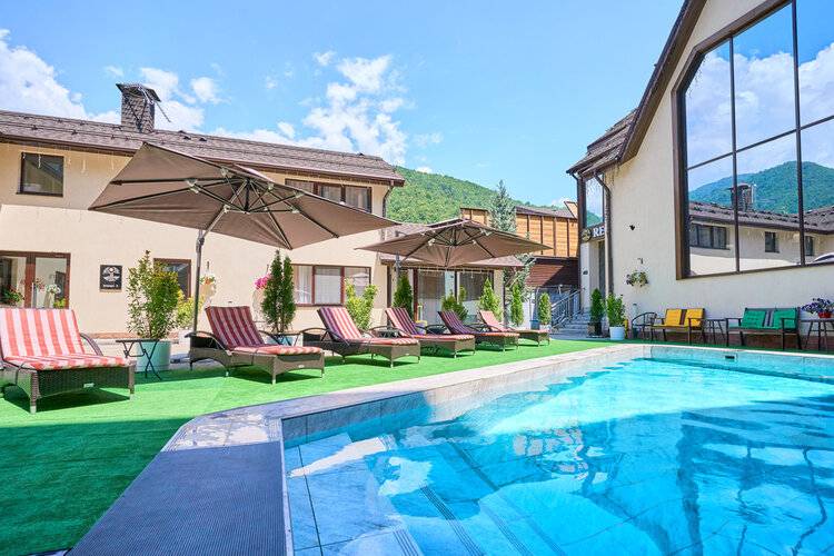 Astra De Rosa (Ex. Grand Way Skydorf)