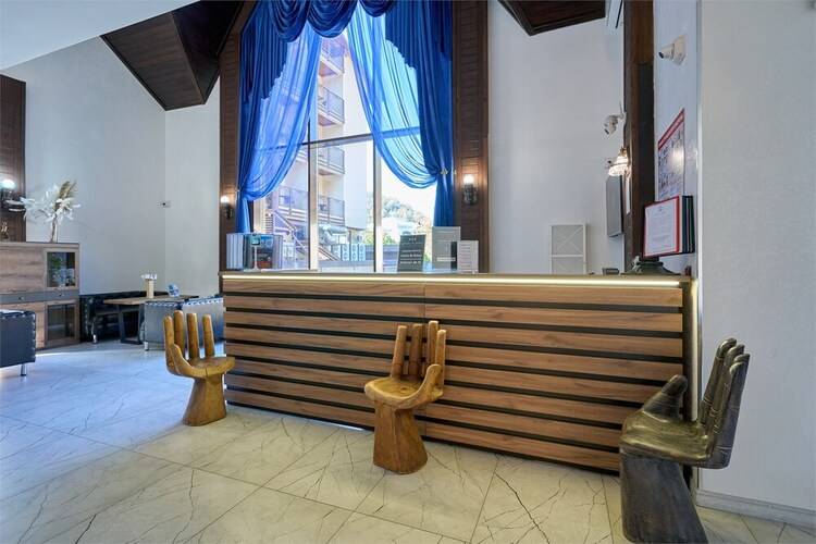 Astra De Rosa (Ex. Grand Way Skydorf)