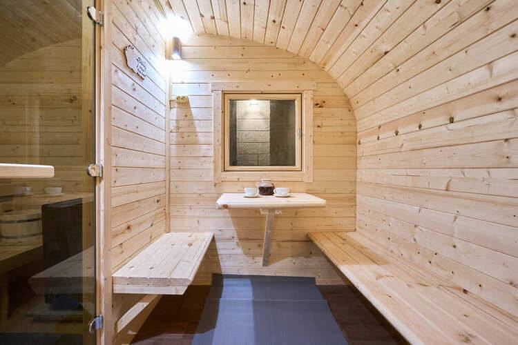 Astra De Rosa (Ex. Grand Way Skydorf)