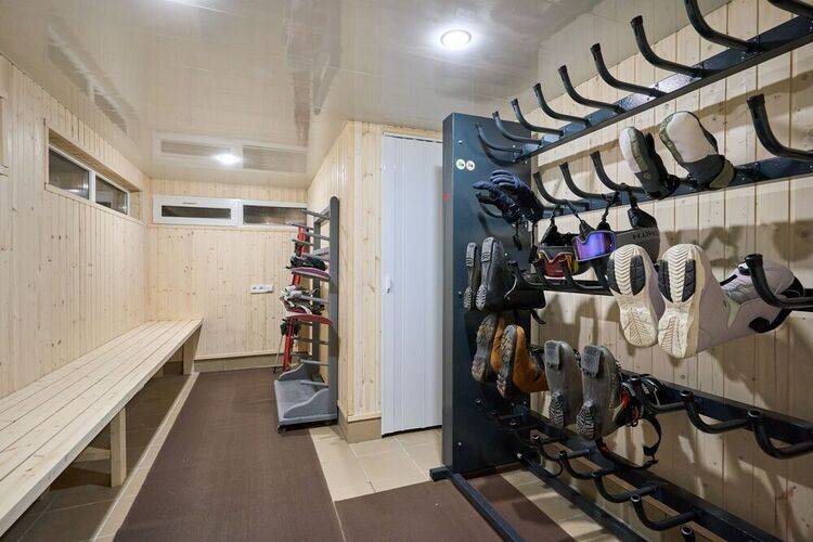 Astra De Rosa (Ex. Grand Way Skydorf)