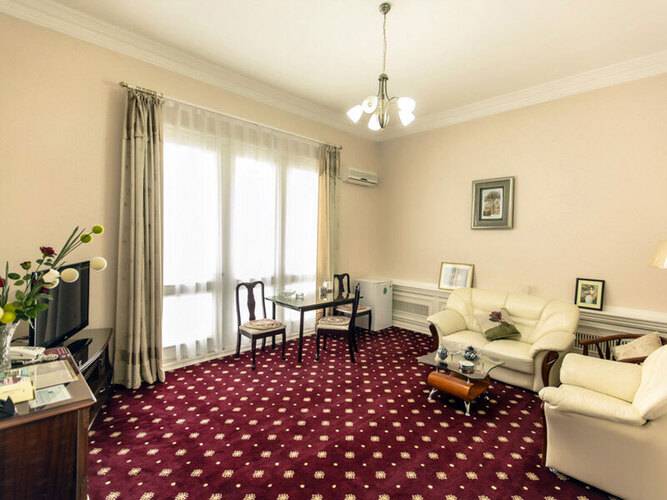 Konstantin Hotel