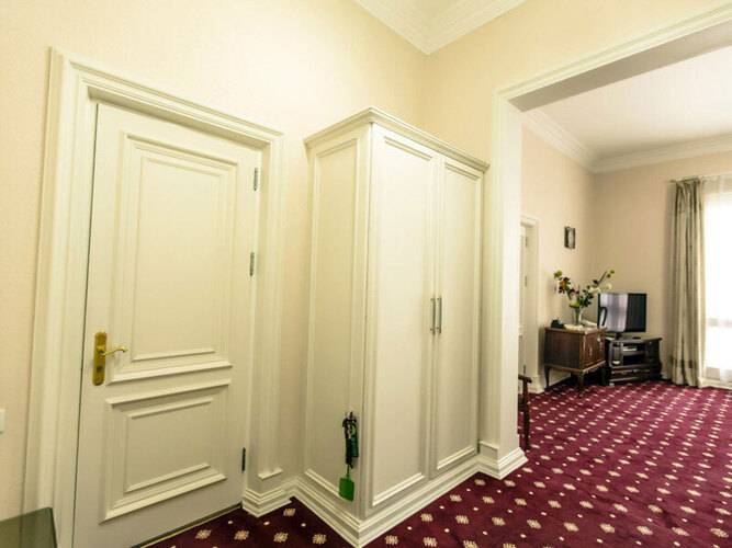 Konstantin Hotel