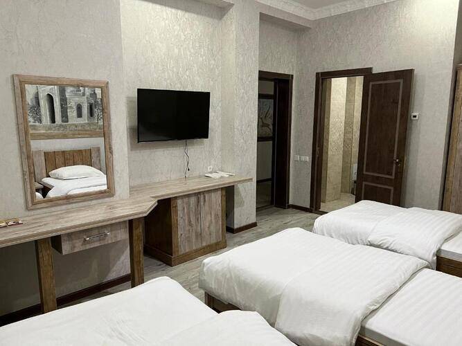 Ideal Hotel