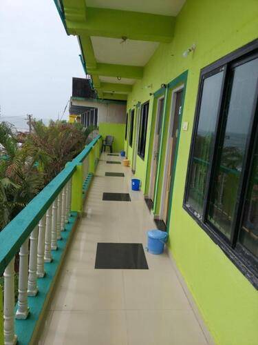 Hill Top Beach Hotel