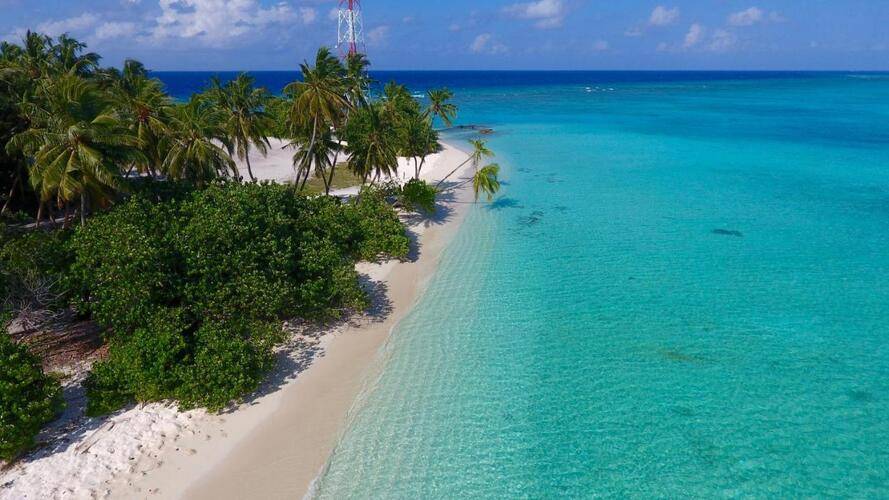 Luau Beach Inn Maldives