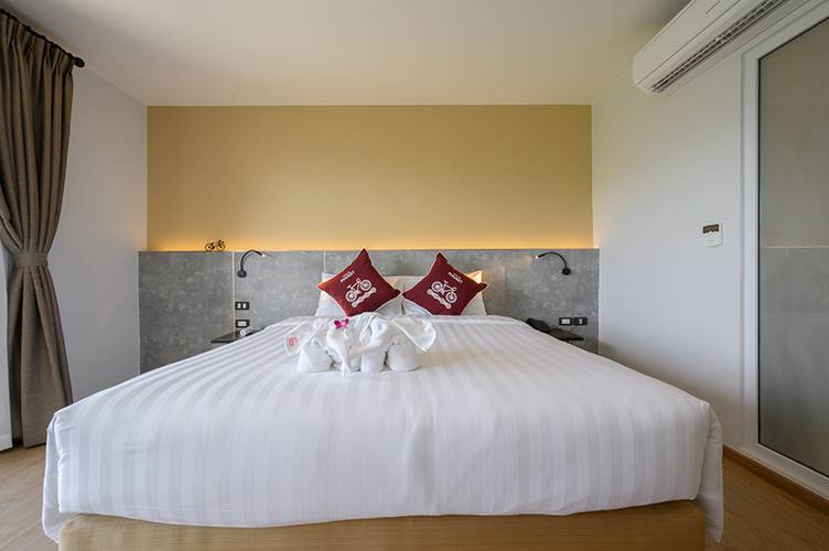 Tour De Phuket Hotel