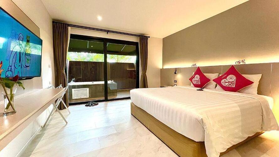 Tour De Phuket Hotel