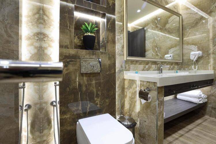Bourbon Boutique Hotel