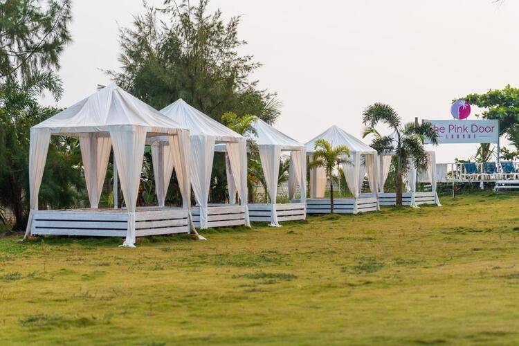 Foxoso La Alphonso Marina Resort & Spa
