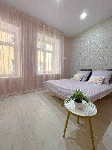 Апартаменты Четырехкомнатные На Невском 100кв М