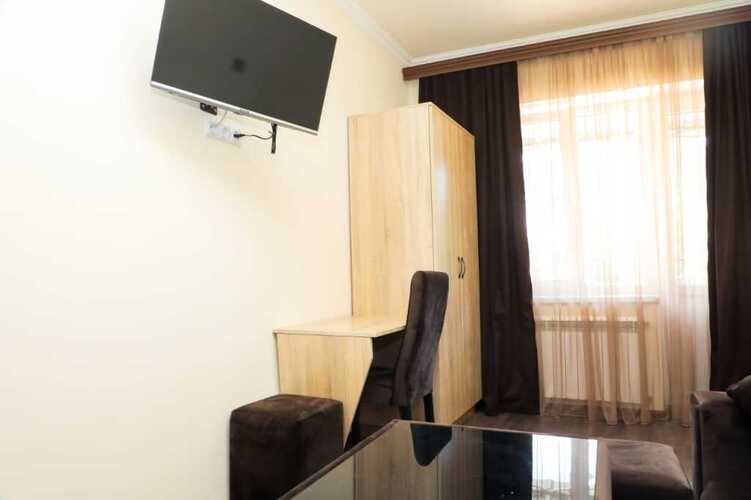Aragast Hotel