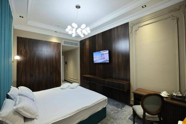Continental Hotel