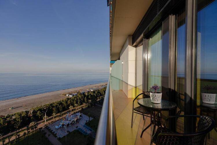 Miramar Luxury Residences