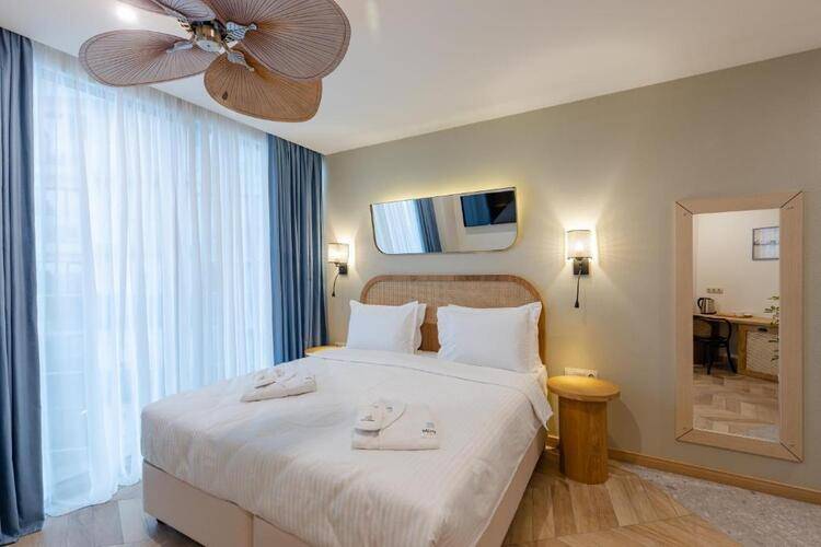 Miramar Luxury Residences