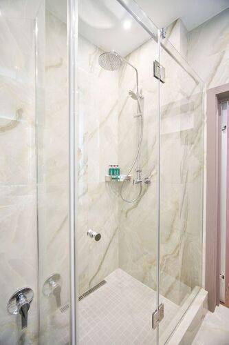 Mirror Light Residence