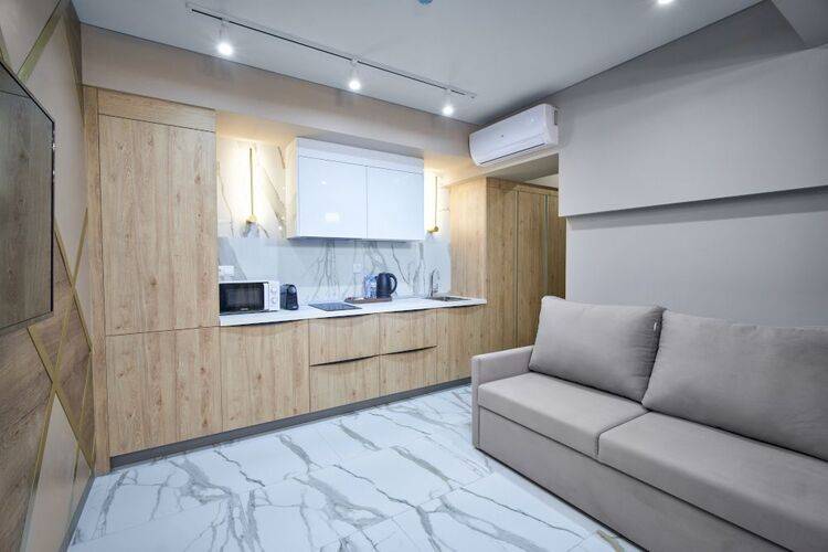 Mirror Light Residence