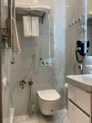 Mirror Light Residence
