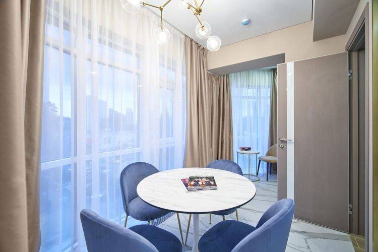 Mirror Light Residence