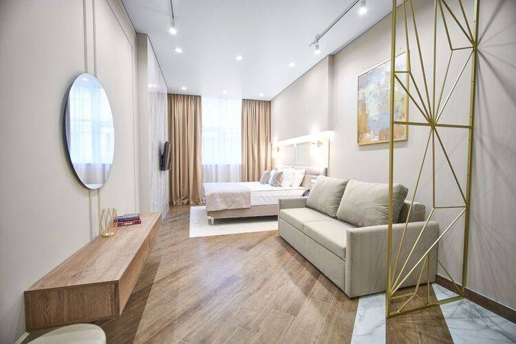 Mirror Light Residence