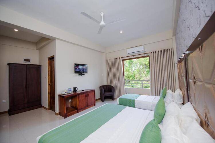 Hotel Mountrich Rumassala