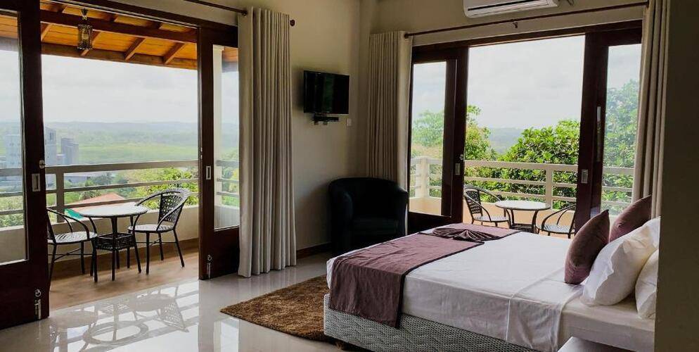 Hotel Mountrich Rumassala