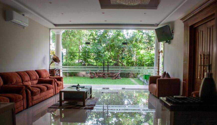 Hotel Mountrich Rumassala