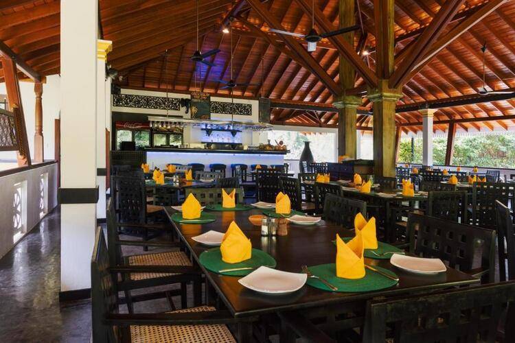 Amal Beach Hotel