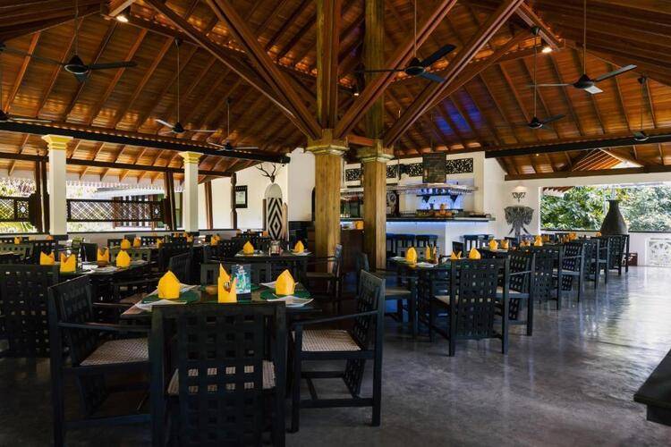 Amal Beach Hotel