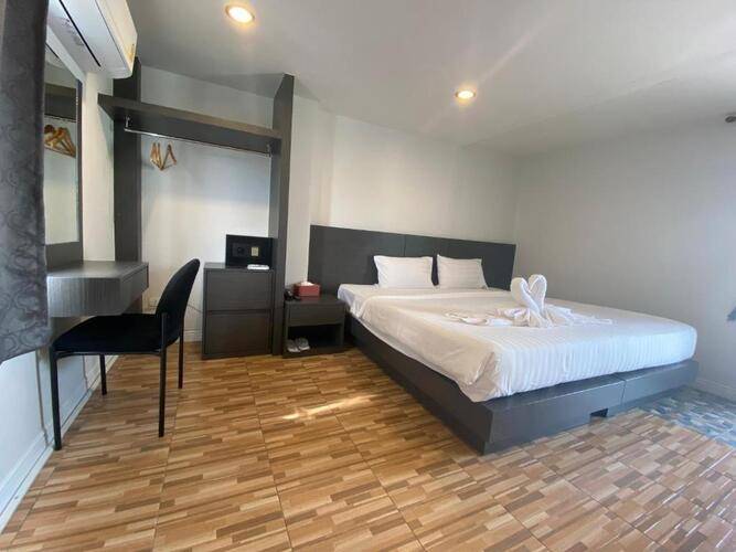 77 Patong Hotel & Spa