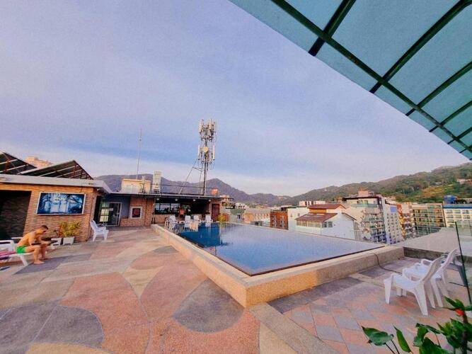 77 Patong Hotel & Spa